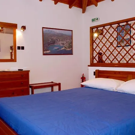 Elena 2 Astoning View *